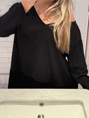 Lafayette 148 sweater/long sleeve w/ velvet detailing around the neck and bottom